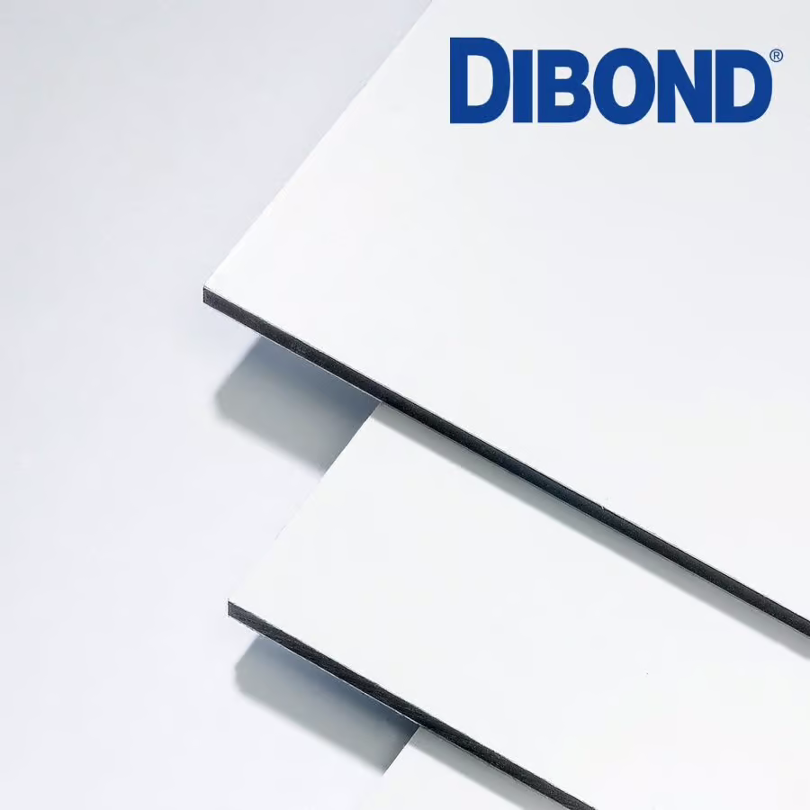 Alu-Dibond Original von 3A Composites – weiße Platte mit Aluminium-Kunststoffkern und DIBOND-Logo